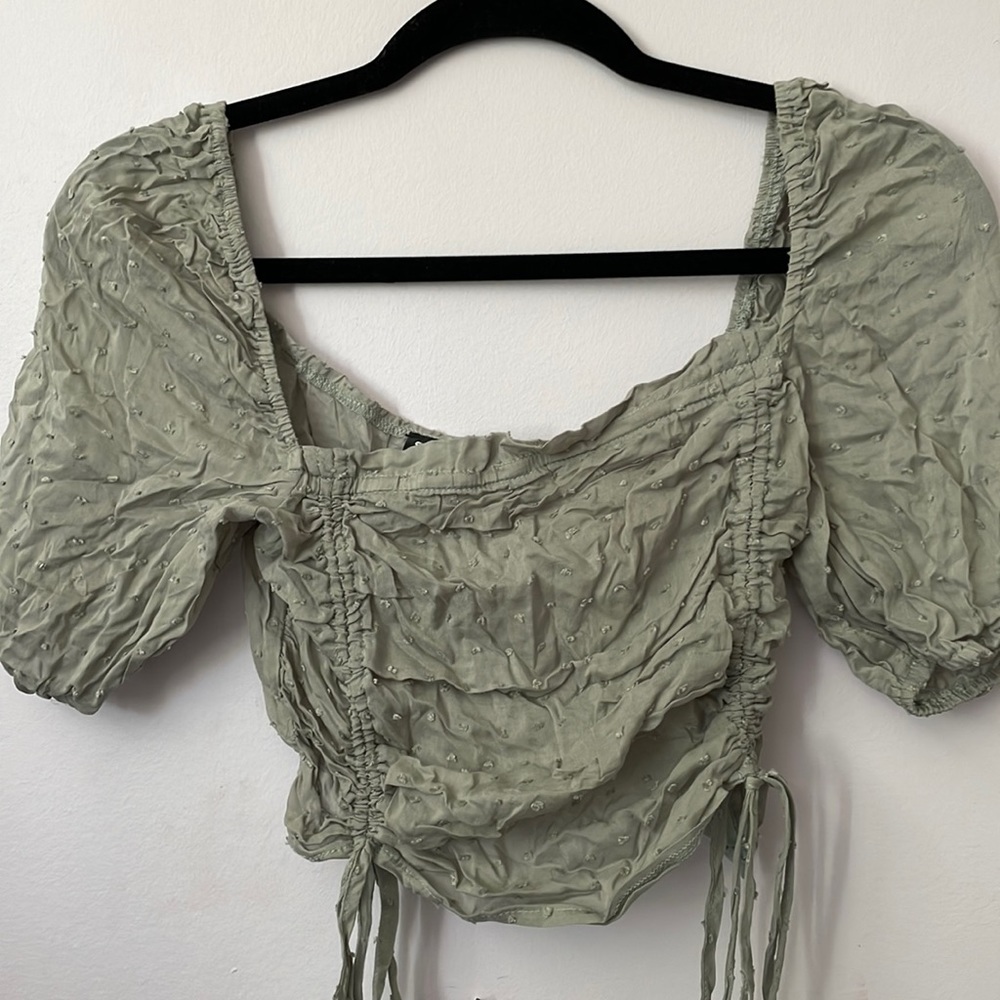 Textured Puff Sleeve Crop Top